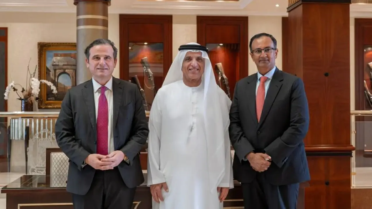 سعود بن صقر يؤكد أهمية بيئة الأعمال التنافسية لتعزيز الابتكار